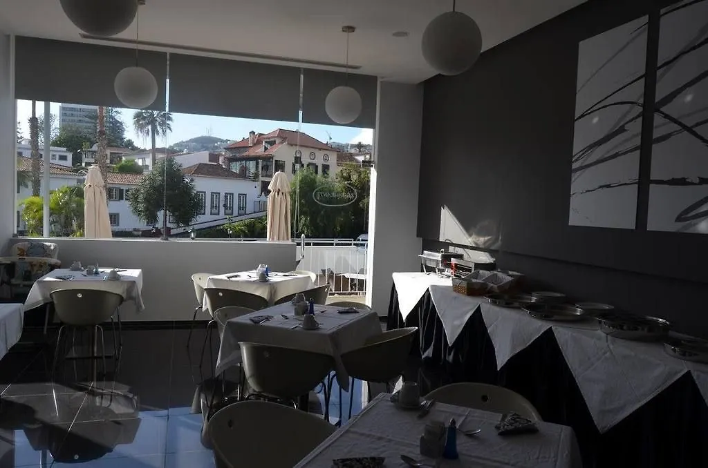 Madeira Bright Star By Petit Hotels Funchal  4*, Funchal (Madeira) Portugal