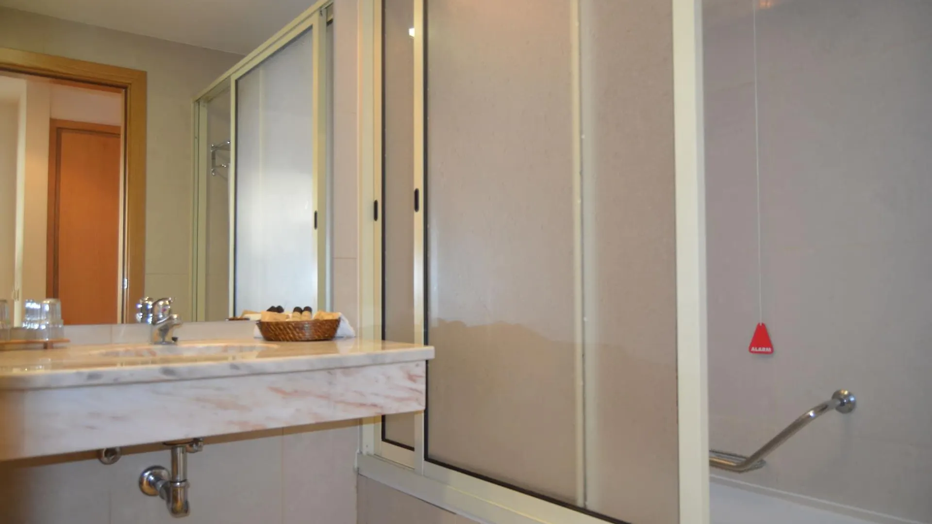 Madeira Bright Star By Petit Hotels Funchal   Funchal (Madeira)