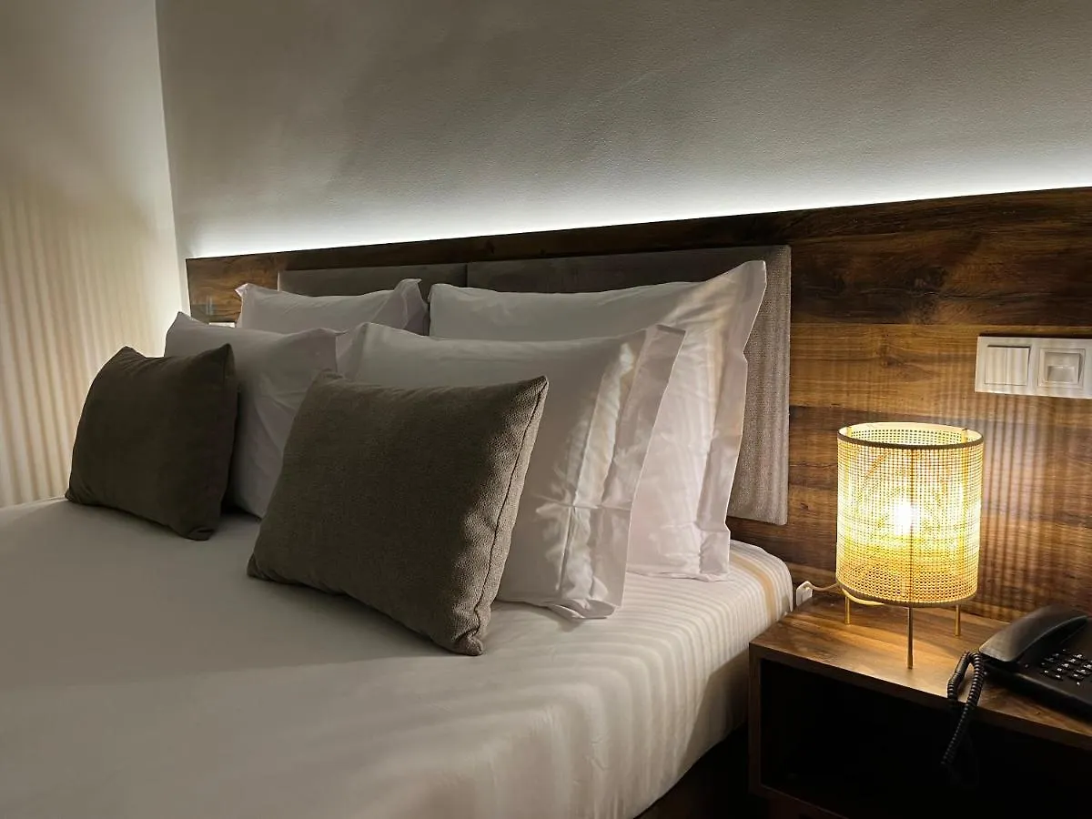 פונשל Madeira Bright Star By Petit Hotels