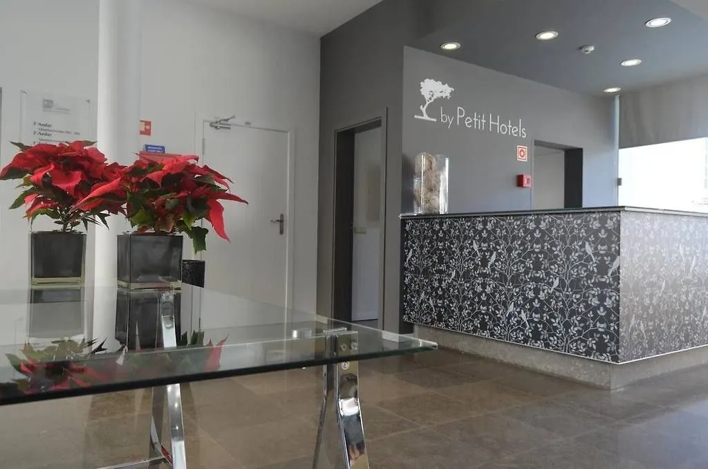 Madeira Bright Star By Petit Hotels Funchal  4*, Funchal (Madeira)
